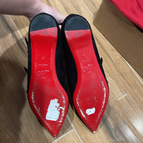 Louboutin velour strap flat shoes size 37 or 7 - Picture 5 of 10